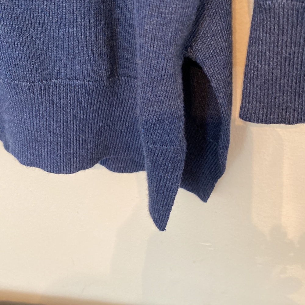 Grecerelle Blue Heather Knit Long Sleeved V-Neck Sweater 2XL - Picture 3 of 10